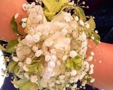 Bridesmaid's coursage